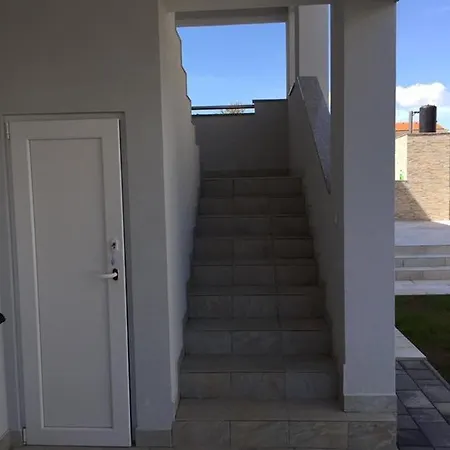 With A Parking Space - Mulo, Zadar - 15522 דירה *