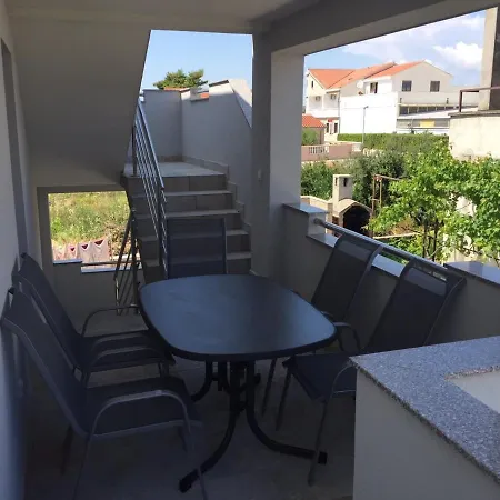 With A Parking Space - Mulo, Zadar - 15522 Apartamento
