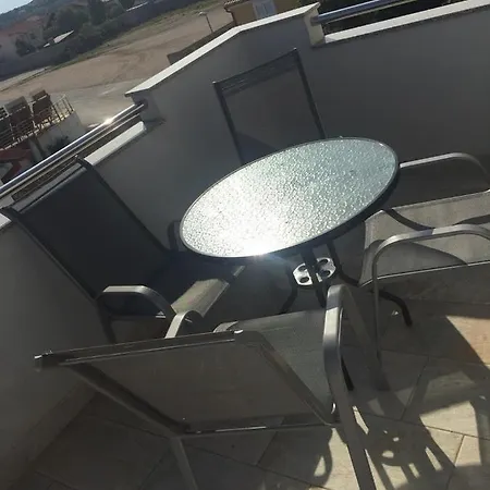 With A Parking Space - Mulo, Zadar - 15522 Apartamento